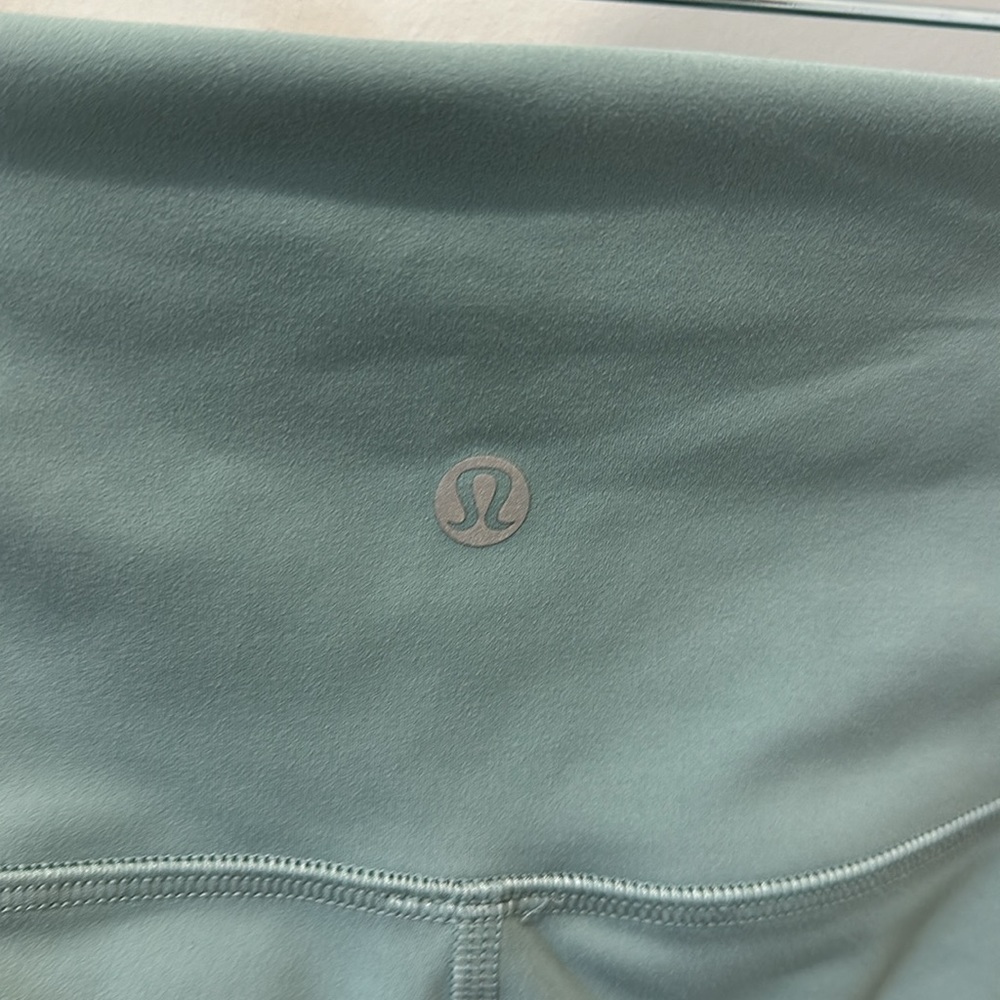 Lululemon Wunder Train - Picture 3 of 4
